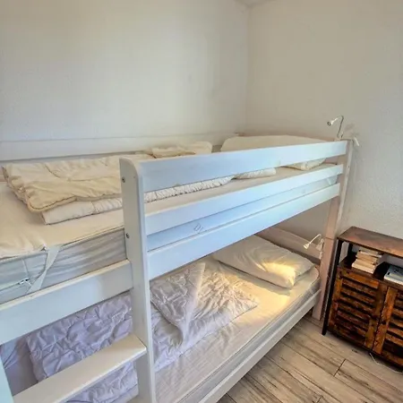 - Haus F, App 0f0303 Lägenhet *